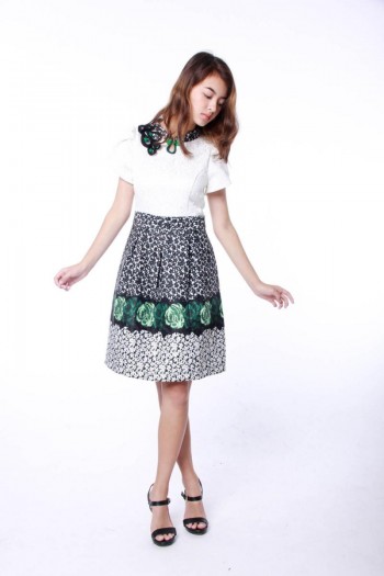GREEN PRINT EMBOSSED CHEONGSAM