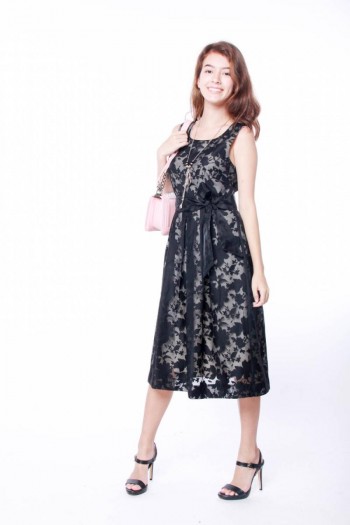 BLACK AND BROWN LACE DRESS