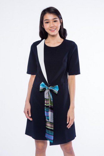 RELAXED FIT SCARF BOW DRESS BLUE 20070